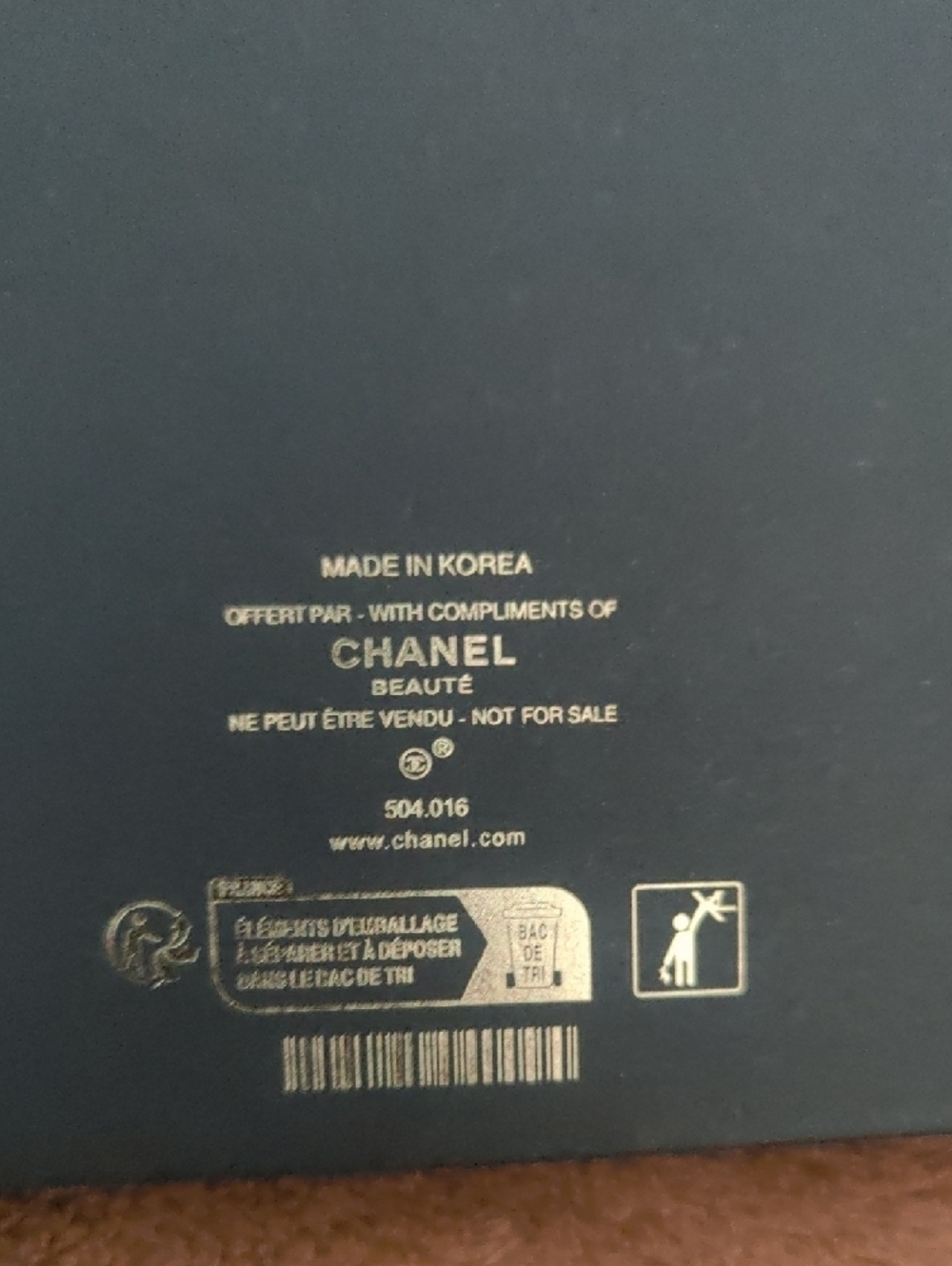 CHANEL Silver Heart Padlock & Key – La Collection – Rare – EUC - Picture 9 of 10